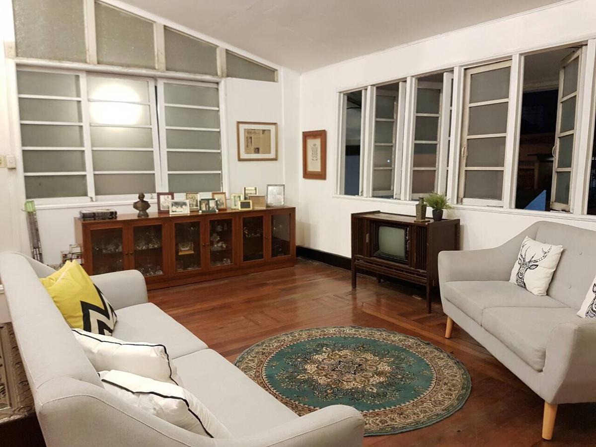 The White Bed And Breakfast Bacolod Exterior photo